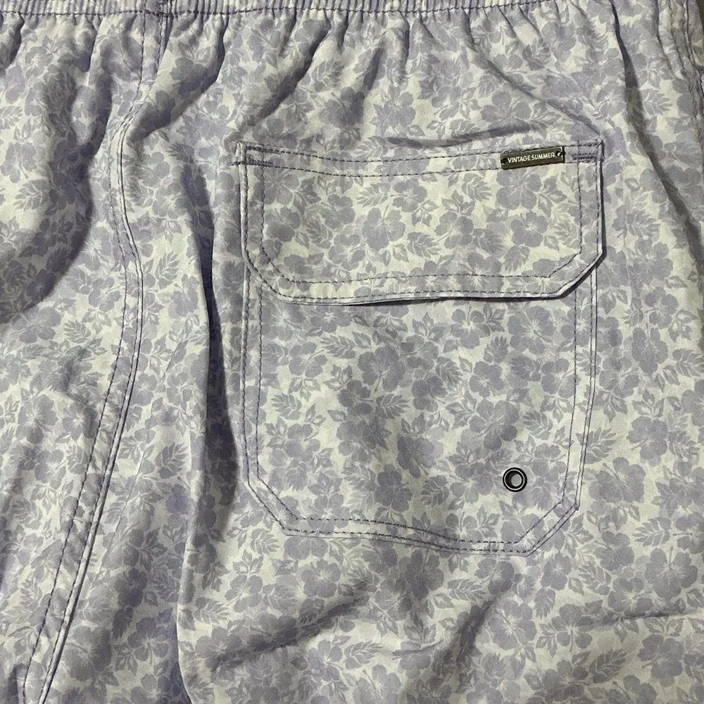 Vintage Summer Lilac Floral 4 Way Stretch Volleys Swim Shorts Size L NWT